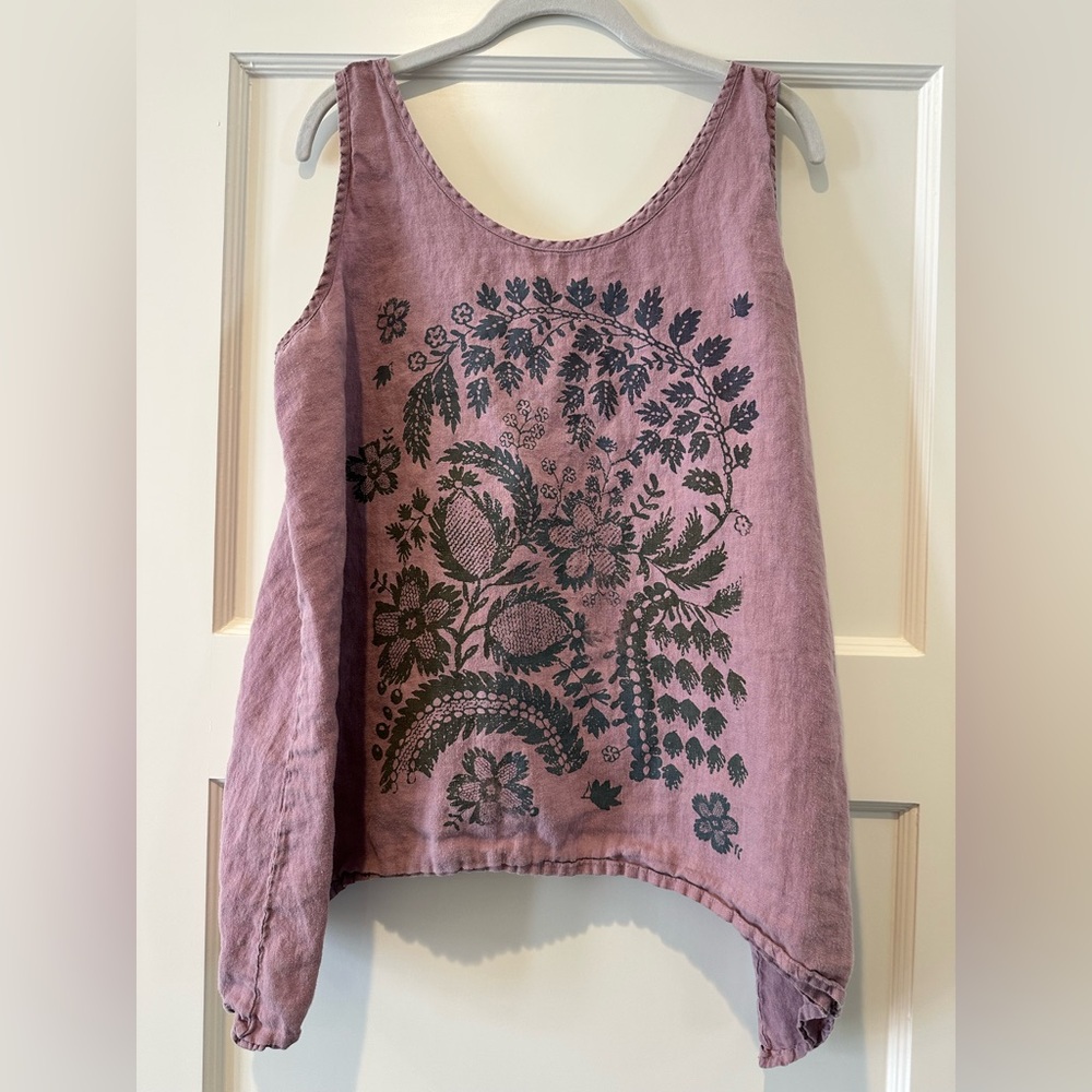 Blue Fish Linen Tank in Tulsi Rose